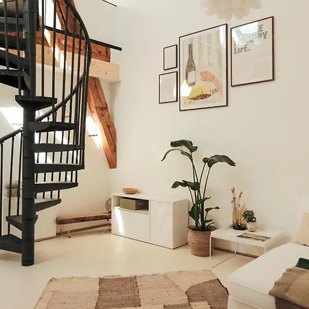 Apartment Urban Loft - In Ehemaliger Fabrik Zentral In Landau *